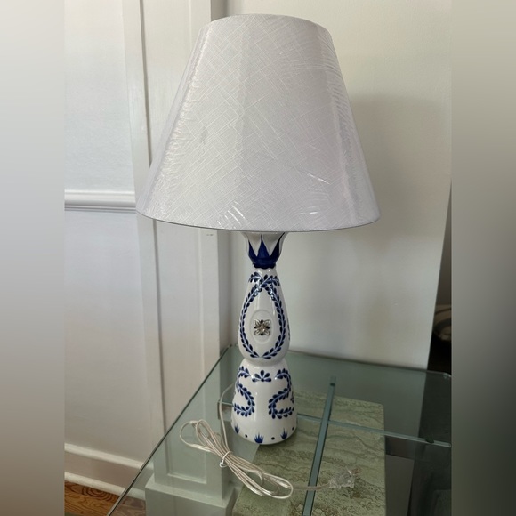 Clase Azul Lamp - Picture 3 of 9